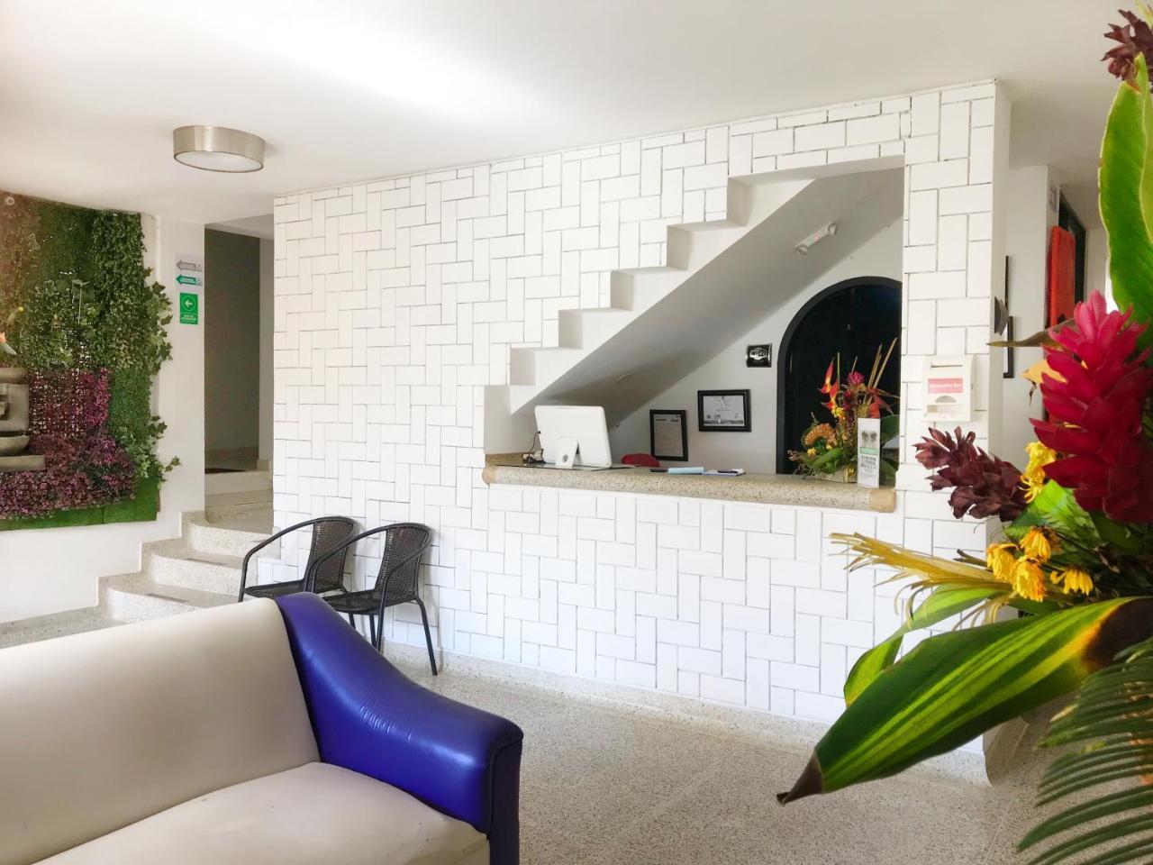 Hotel Radoa El Banco  Экстерьер фото