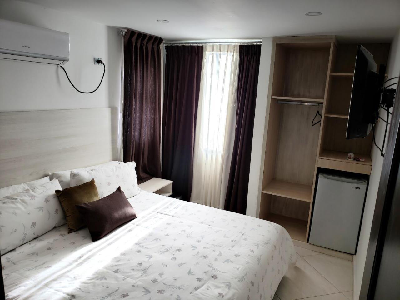 Hotel Radoa El Banco  Экстерьер фото