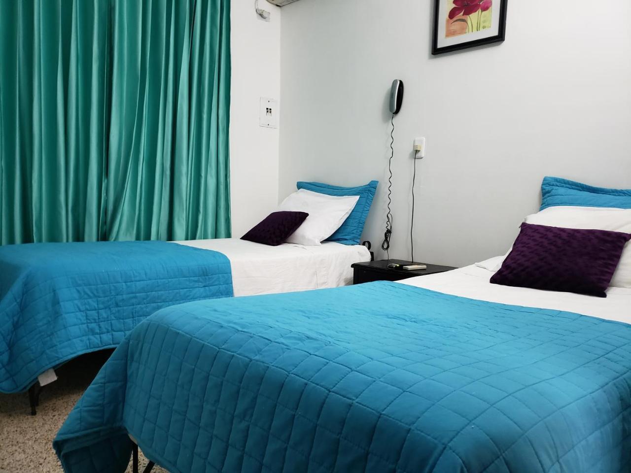 Hotel Radoa El Banco  Экстерьер фото